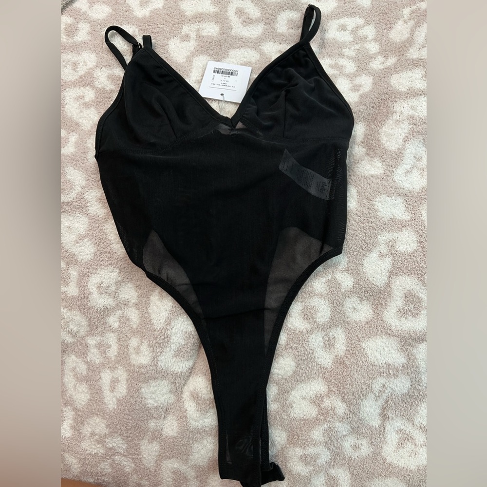 adika body suit